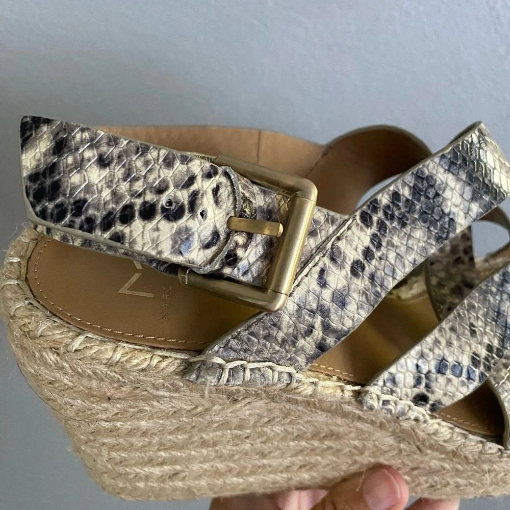 Marc Fisher Wedges Size 8.5 Espadrille Snake Print Leather Platform Mlalenni